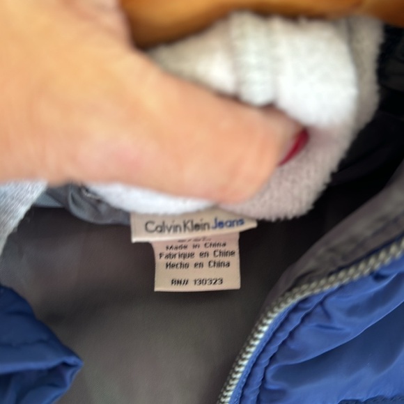 Infant CalvinKlein Jacket size 6/9M Navy Blue with Gray hoodie has pockets - Picture 7 of 11